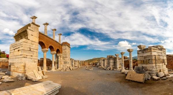 Basilica of St. Jean – Izmir Airport Selcuk Transfer